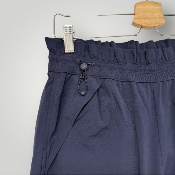ATHLETA TREKKIE HIGH RISE PARACHUTE PANT Navy Blue Sz 4p - Picture 4 of 15